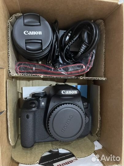 Зеркальный фотоаппарат Canon EOS 650D EF-S 18-55