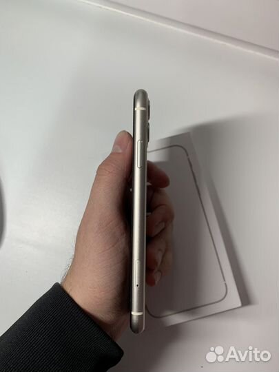 iPhone 11, 256 ГБ
