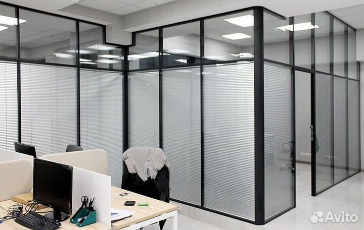 Стеклянные перегородки для офиса от производителя