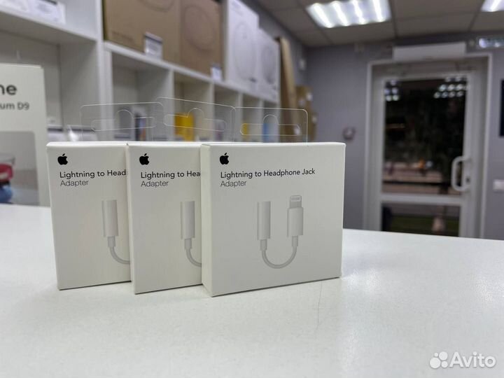 Переходник Lightning на AUX Jack 3.5 (Новый)