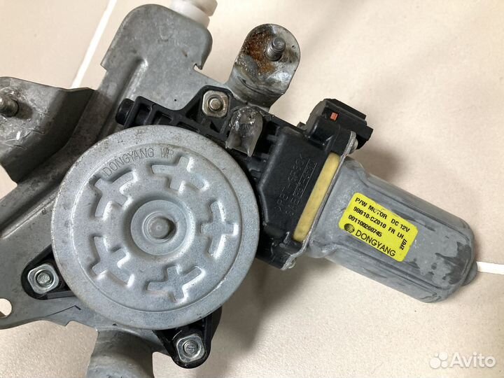 Стеклоподъемник перед левый Ssang Yong Actyon New