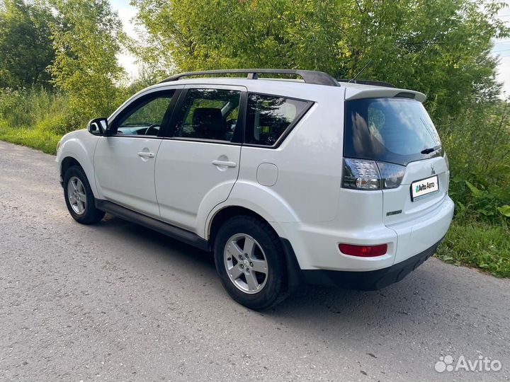 Mitsubishi Outlander 2.0 CVT, 2010, 265 000 км