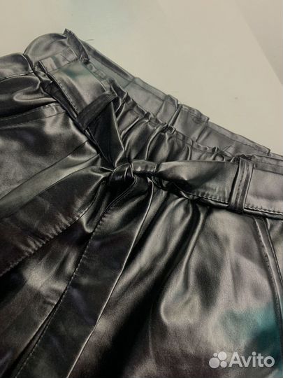 Кожаные шорты