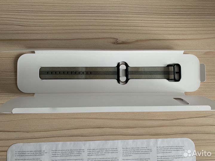 Нейлоновый ремешок Apple Watch (черно-серый)