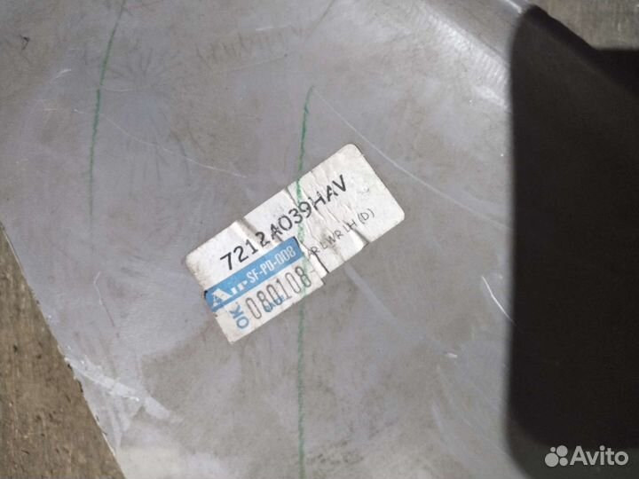 7212A039HA Mitsubishi L200 Обшивка стойки