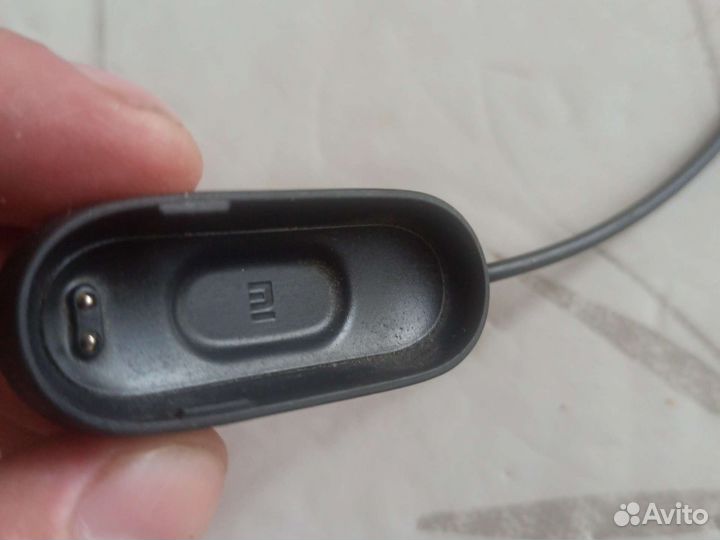 Зарядное для фитнес-браслета mi bend 4