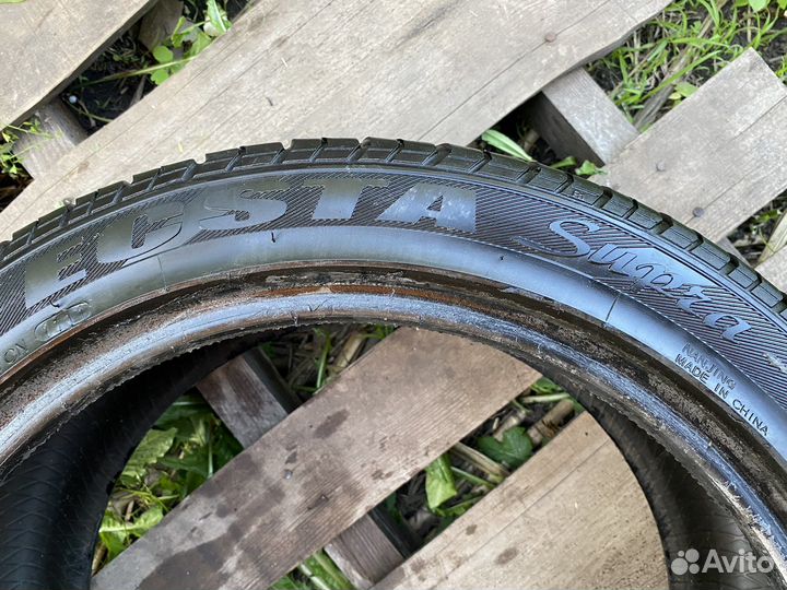 Kumho Ecsta Supra 712 215/45 R17