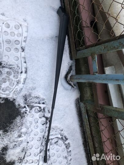 Поводок дворников газель