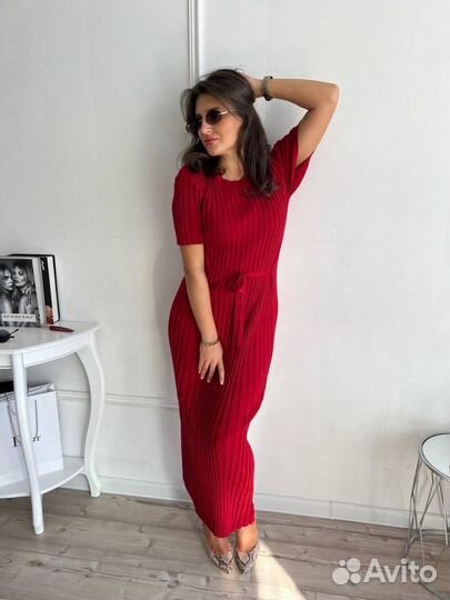 Трикотажное платье лапша