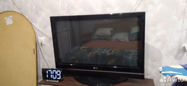 Телевизор ж/к