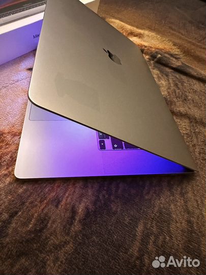 Macbook Pro 16 2019 i9/32GB/Radeon 8GB/1TB