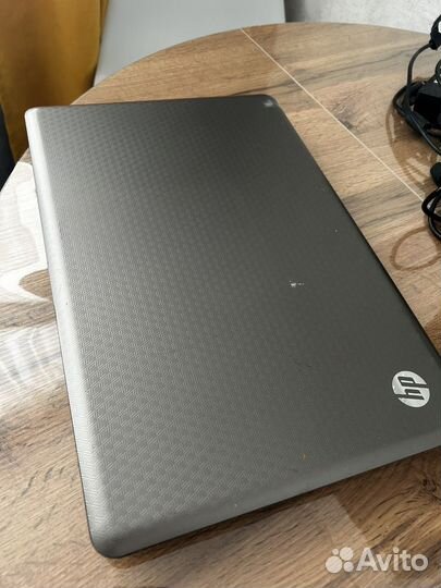 Продам ноутбук hp на запчасти