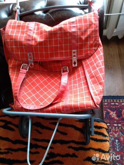 Хозяйственная сумка на колесиках