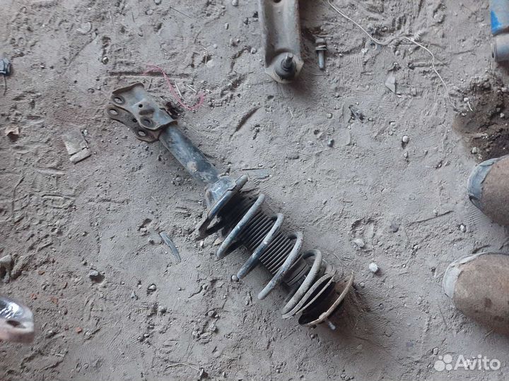 Джили мк GC6 стойка амортизатор