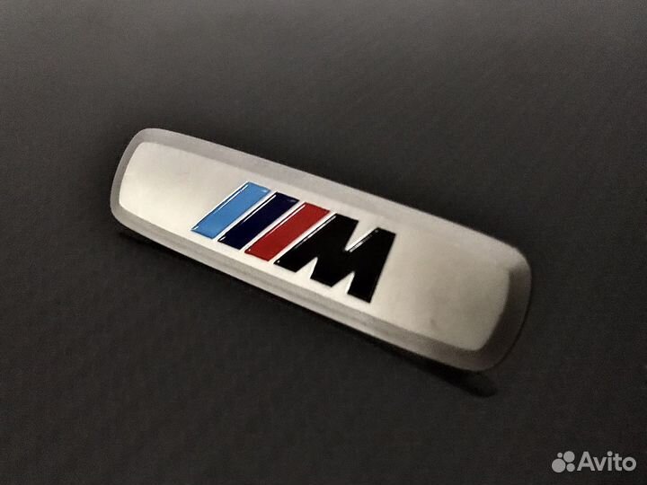 Эмблема на коврики M Power Bmw 2 вида металл