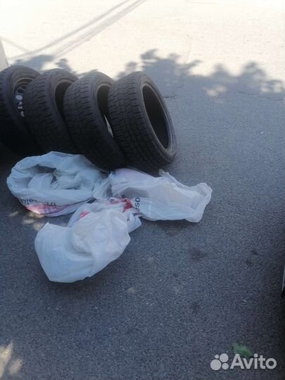 Dunlop Axiom Plus 205/50 R17