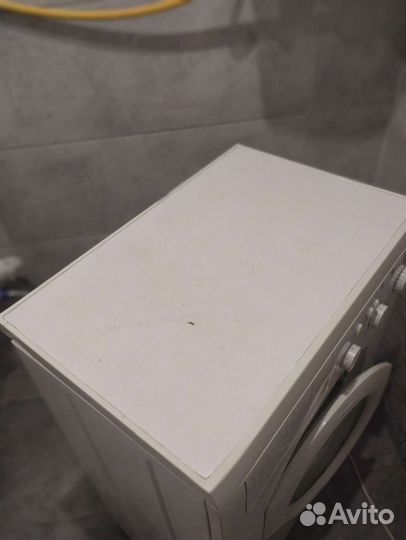 Стиральная машинка Ariston бу