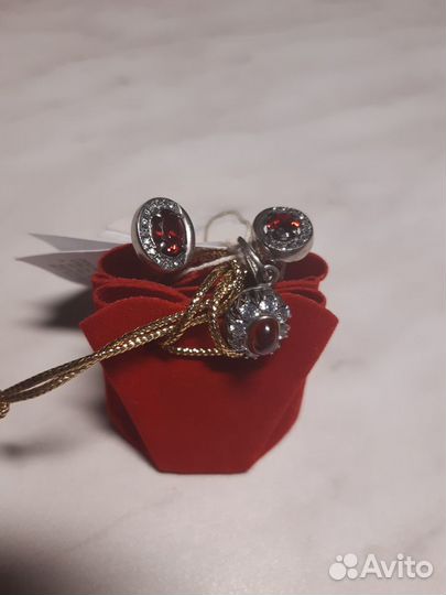 Набор серебро 925 пр. серьги, подвеска