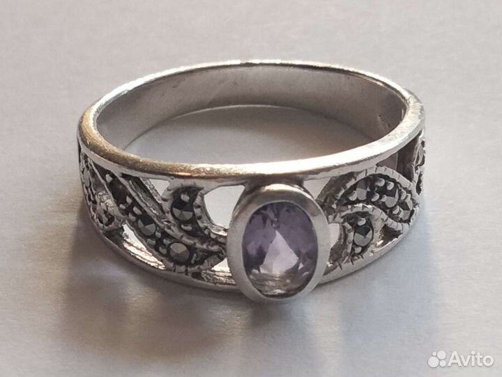 Серебряное кольцо