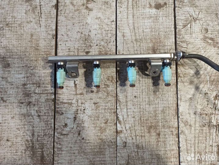 Топливная рампа форсунки Hyundai Solaris Kia Rio