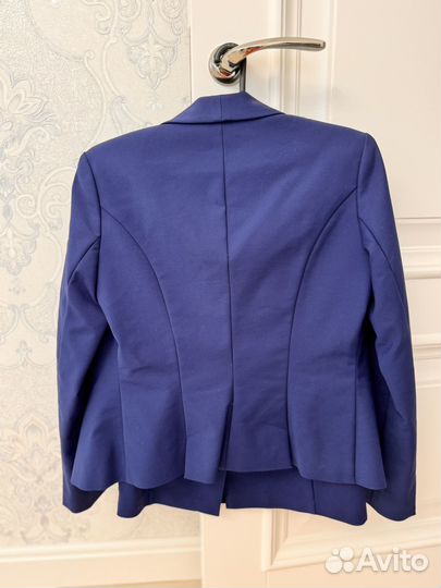 Костюм двойка с юбкой и жилетом женский 44р