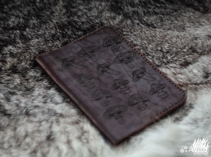 Кожаные обложки на паспорт
