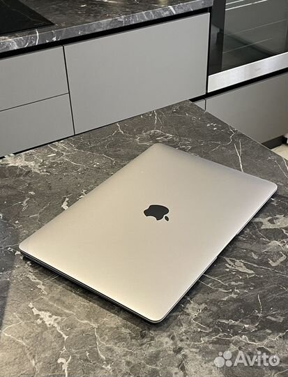 Apple MacBook air 13 2020 m1 16gb 256