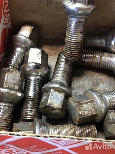 Колесные болты porsche и volkswagen