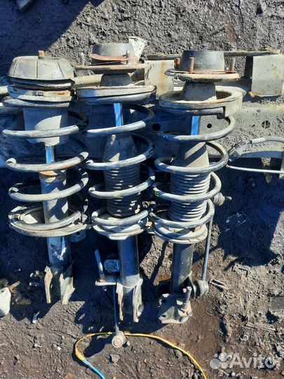 Chevrolet Lacetti задняя балка, стойки