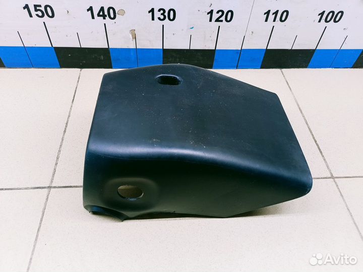 Кожух рулевой колонки нижний Land Cruiser (150) -P