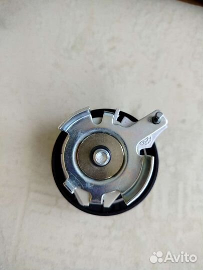 Натяжной ролик грм Dayco ATB2558