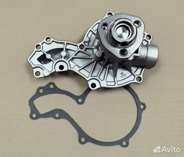 Помпа водяная Audi 80 / Passat B3 / Golf 3 (Dynama