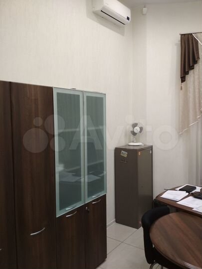 Офис, 140.9 м²