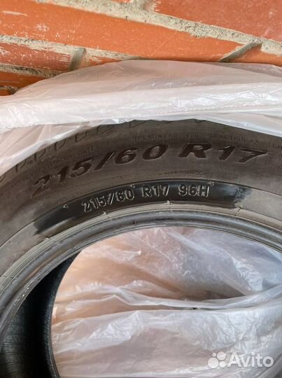 Pirelli Scorpion 215/60 R17