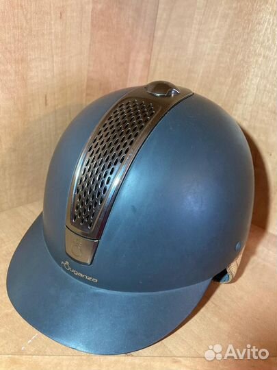 Шлем для конного спорта