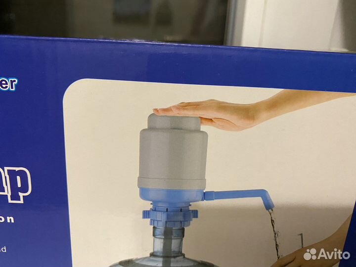 Ручная помпа для воды