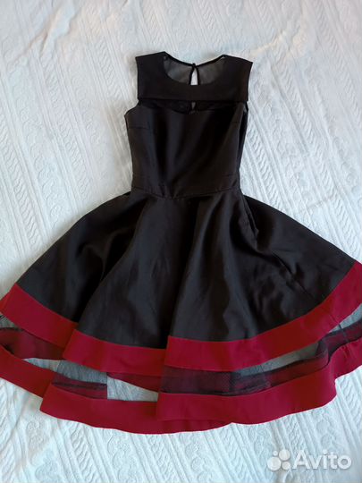 Платье чёрное 42 44 размер