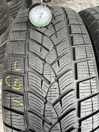 Goodyear UltraGrip Performance SUV Gen-1 215/60 R17
