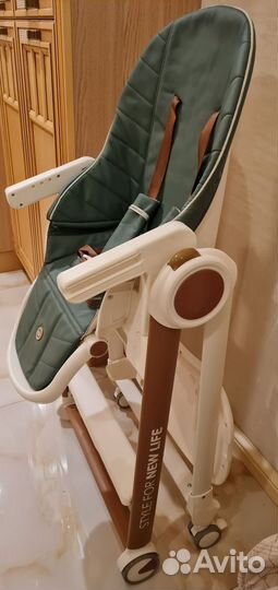 Стульчик для кормления happy baby berny v2