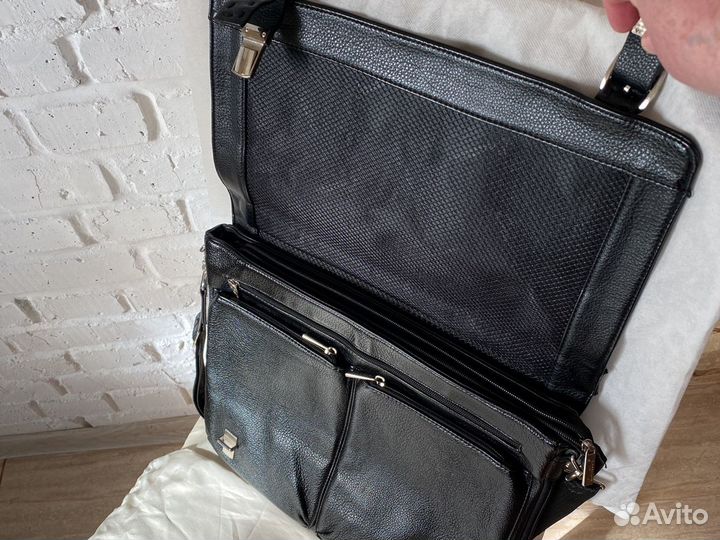 Мужской кожаный портфель