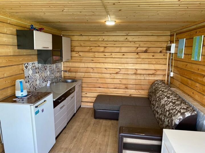 Дом 25 м² на участке 5 сот.