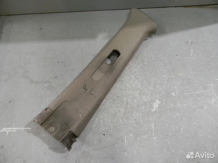 Обшивка стойки средней левой Sorento