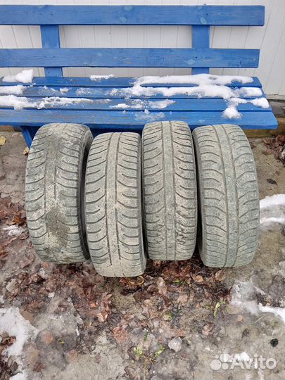 Bridgestone Ice Cruiser 7000 205/65 R15