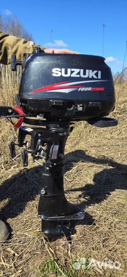 Лодка с мотором