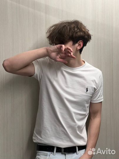 Футболке Polo черная и белая