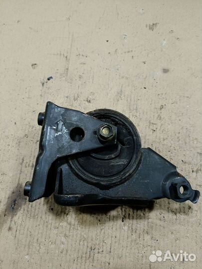 Подушка двс Nissan X-trail NT30 (Заднее)