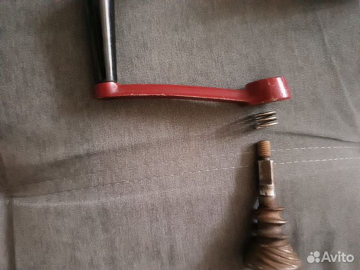 Ручная кофемолка