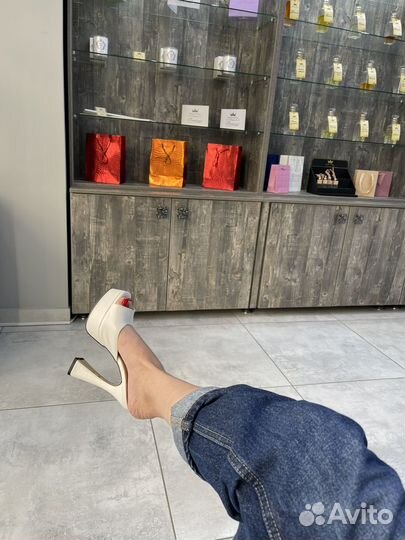 Мюли,сабо,босоножки