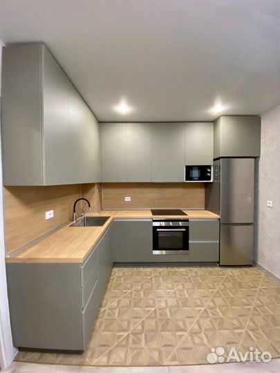 Кухни на заказ от фабрики