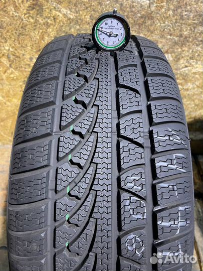 Petlas Snow Master W651 225/55 R16